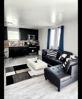 Charming home in LA prime location